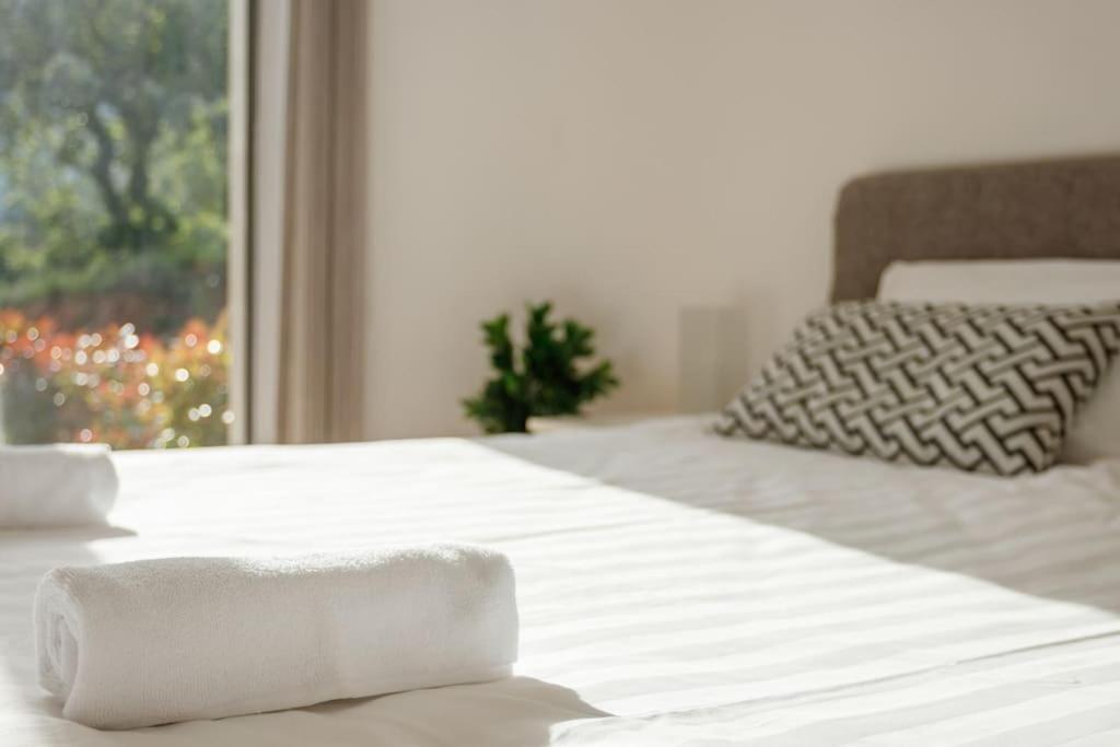 Acacia Hill Apartments ヘルツェグ・ノヴィ エクステリア 写真