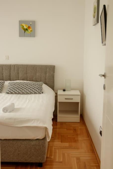 Acacia Hill Apartments ヘルツェグ・ノヴィ エクステリア 写真